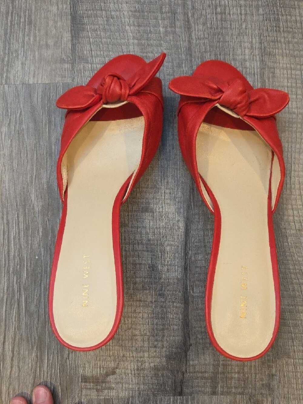 Nine West Red Knot-Front Slide Mules, 10.5 M - Picture 3 of 7
